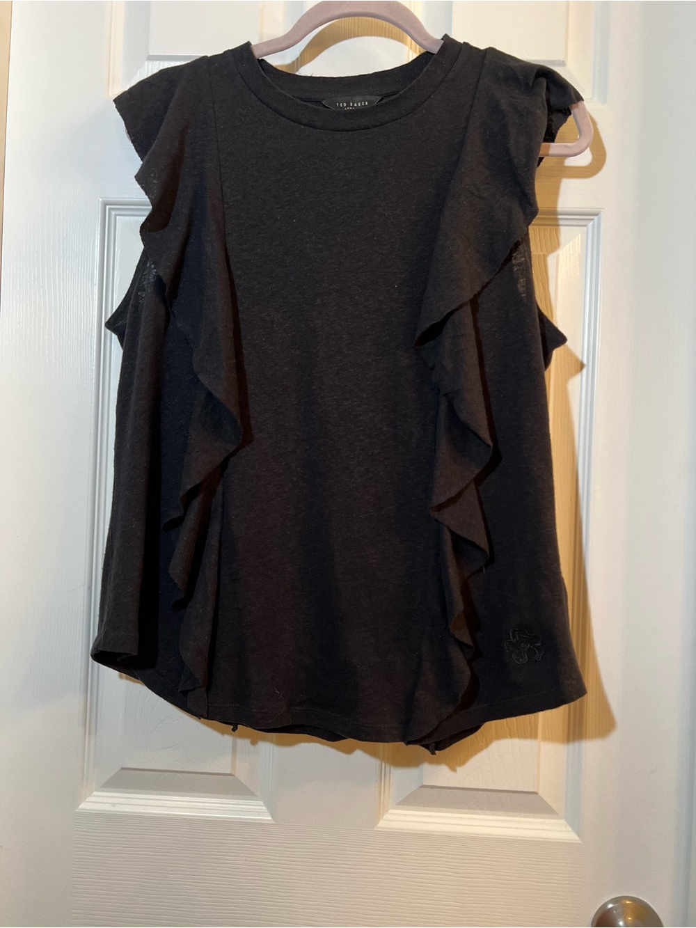 🦋 Ted Baker Black Ruffle-Trim Sleeveless Tank Top size large